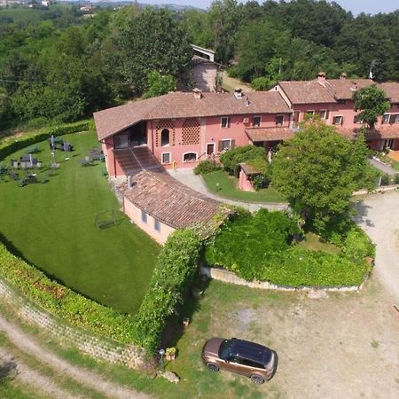 La Vecchia Cascina Rossa Hotel Fubine Kültér fotó