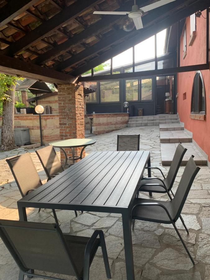 La Vecchia Cascina Rossa Hotel Fubine Kültér fotó