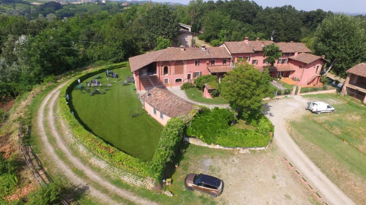 La Vecchia Cascina Rossa Hotel Fubine Kültér fotó